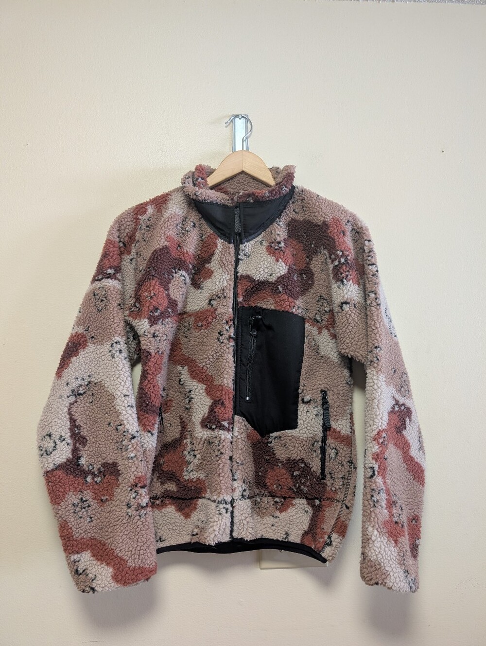 C Drip Chocolate Chip Sherpa Camo Fleece Jacket Small